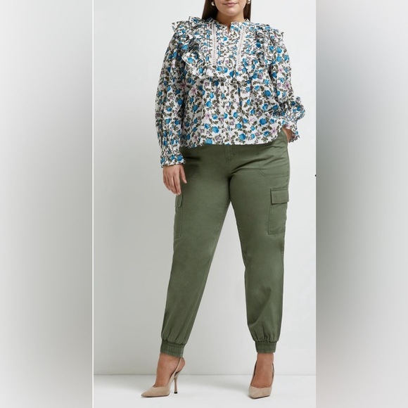 River Island Ruffle Front Floral Blouse Cotton Blend Lace Button Down Sz 22 - Picture 4 of 9